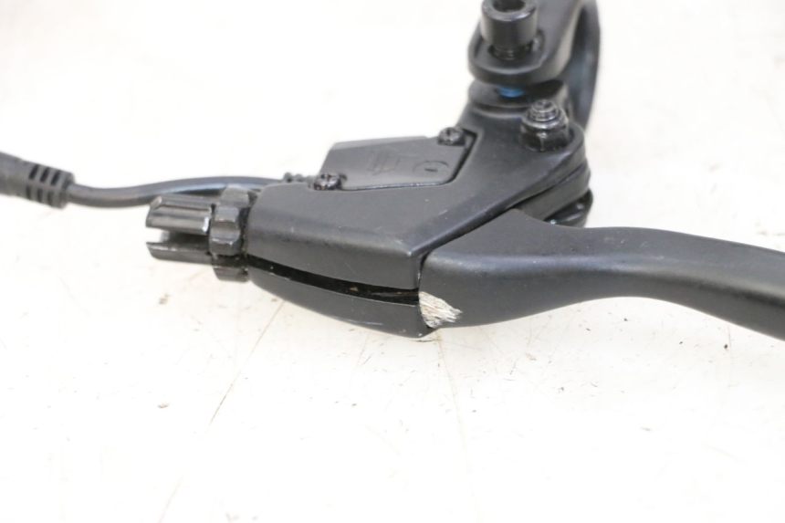 photo de COCOTTE FREIN DROIT KUKIRIN G2 MASTER 1