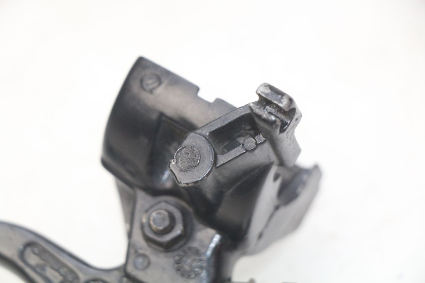 photo de COCOTTE FREIN GAUCHE MBK BOOSTER SPIRIT 50 (1999 - 2003) - Détail de la pièce