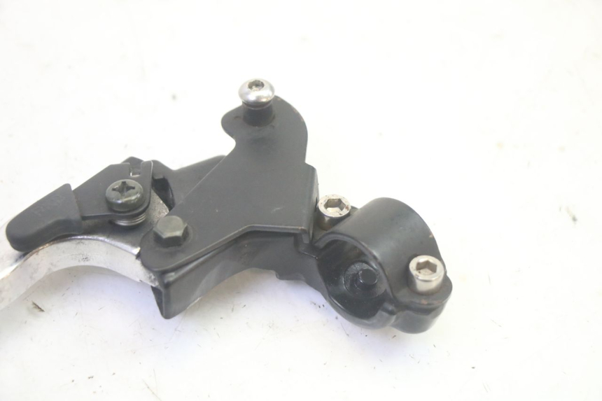 photo de COCOTTE FREIN GAUCHE SYM CROX 4T 50 (2016 - 2023) - Autre angle de vue