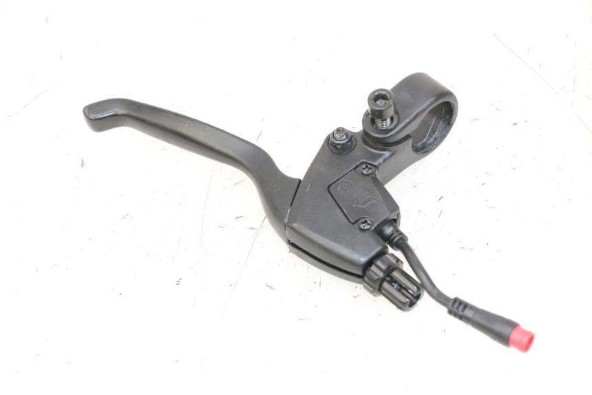 photo de COCOTTE FREIN GAUCHE KUKIRIN G2 MASTER 1