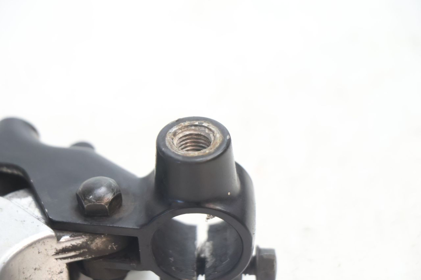 photo de COCOTTE FREIN GAUCHE SUZUKI GSR 600 (2005 - 2012) - Autre angle de vue