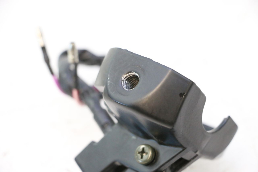 photo de COCOTTE FREIN GAUCHE TNT MOTOR ROMA 12' 2T 50 (2007 - 2018) - Points de fixation