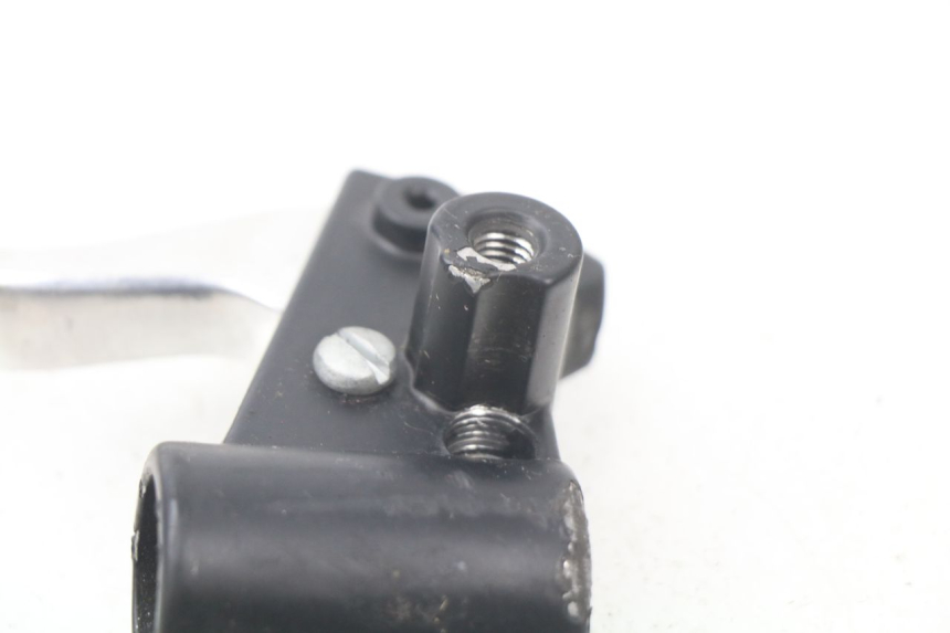 photo de COCOTTE FREIN GAUCHE PIAGGIO VESPA S 2T 50 (2007 - 2014)