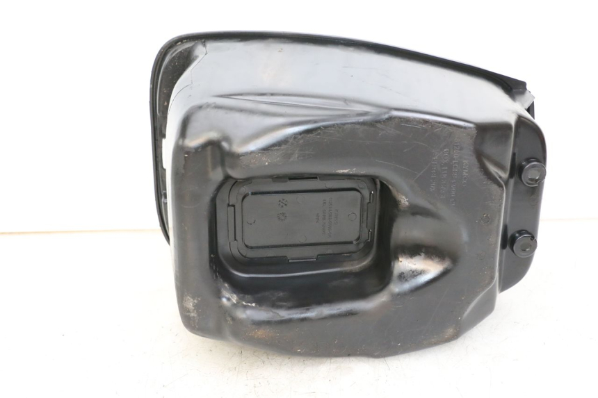 photo de COFFRE SELLE KYMCO AGILITY 4T 50 (2005 - 2018) - Détail de la pièce