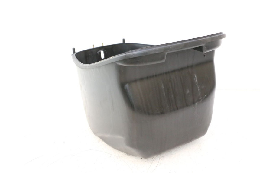 photo de COFFRE SELLE KYMCO AGILITY 4T 50 (2005 - 2018) - Points de fixation