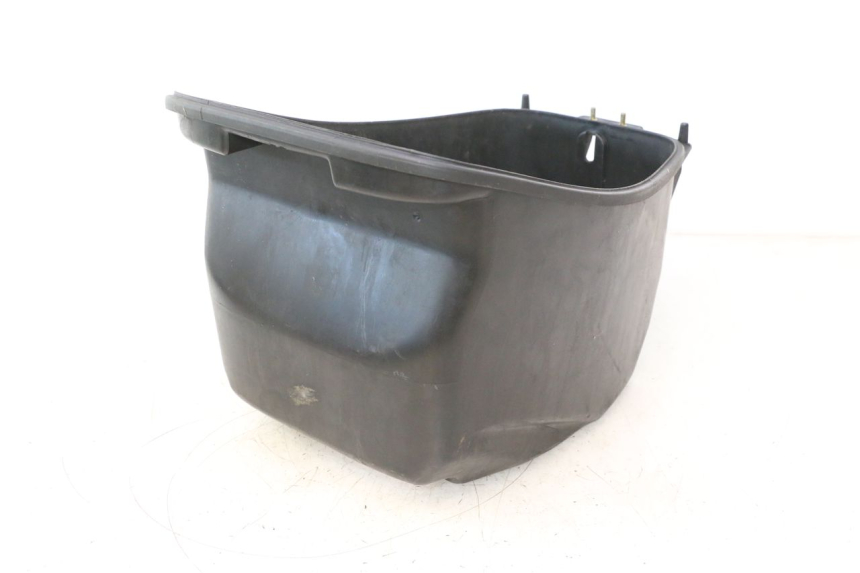 photo de COFFRE SELLE KYMCO AGILITY 4T 50 (2005 - 2018) - Autre angle de vue
