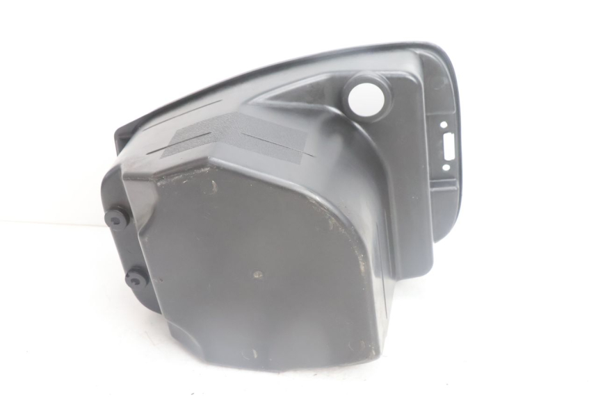 photo de COFFRE SELLE KYMCO AGILITY FR 2T 50 (2012 - 2017) - Gros plan technique