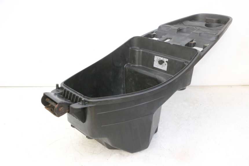 photo de COFFRE SELLE KYMCO AGILITY NAKED RENOUVO 2T 50 (2011 - 2018)