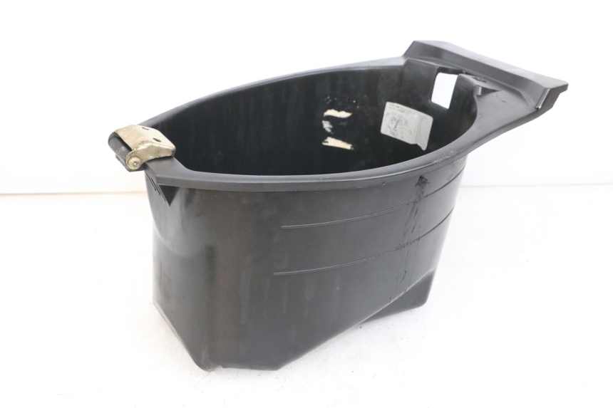 photo de Seat cowl BEELINE VELOCE 4T 50 (2011 - 2020)