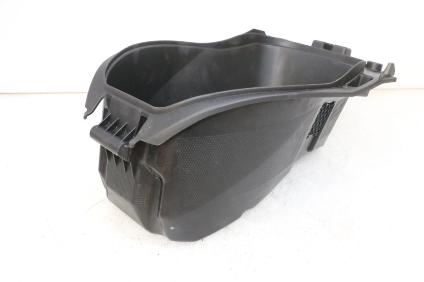 photo de COFFRE SELLE PEUGEOT DJANGO 4T 50 (2014 - 2019) - Vue d’ensemble