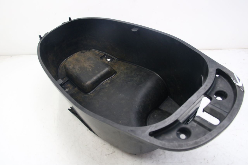 photo de COFFRE SELLE YAMAHA D'ELIGHT DELIGHT 125 (2017 - 2020)