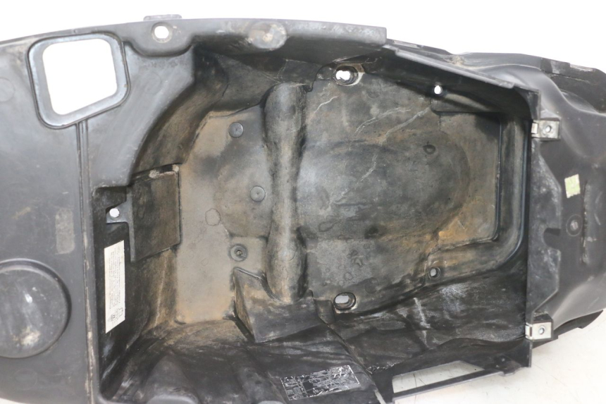 photo de COFFRE SELLE PEUGEOT ELYSTAR 50 (2002 - 2014) - Détails caractéristiques