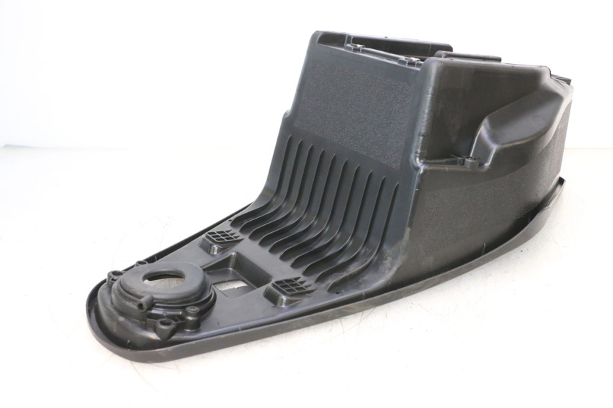 photo de COFFRE SELLE KEEWAY F-ACT FACT EVO 50 (2020 - 2026) - Gros plan technique