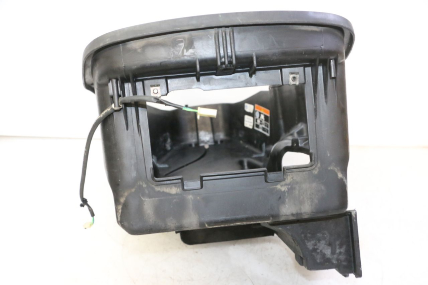 photo de COFFRE SELLE HONDA FES S-WING SWING ABS 125 (2007 - 2015)