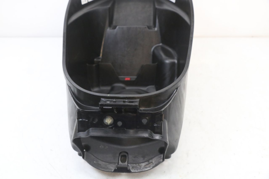 photo de COFFRE SELLE HONDA PCX (JF28) 125 (2009 - 2011)