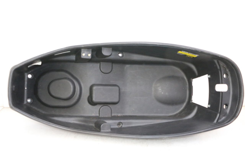 photo de COFFRE SELLE SYM JOYMAX 125 (2010 - 2017)