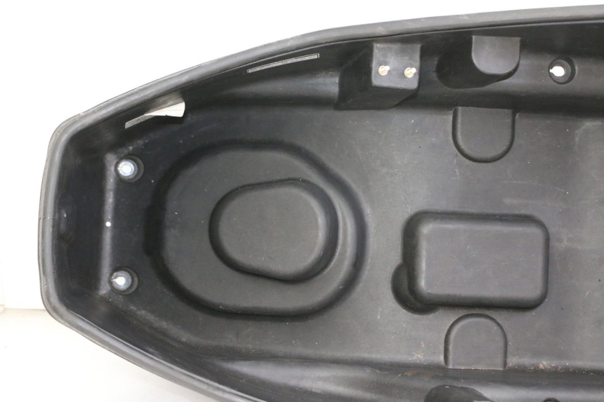 photo de COFFRE SELLE SYM JOYMAX 125 (2010 - 2017)