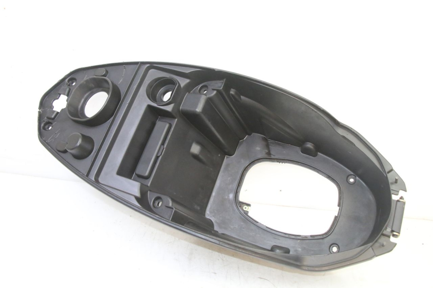 photo de COFFRE SELLE PEUGEOT KISBEE 2T 50 (2010 - 2017)