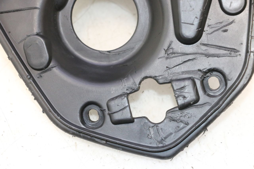 photo de COFFRE SELLE PEUGEOT KISBEE 4T 50 (2023 - 2026) - État de surface