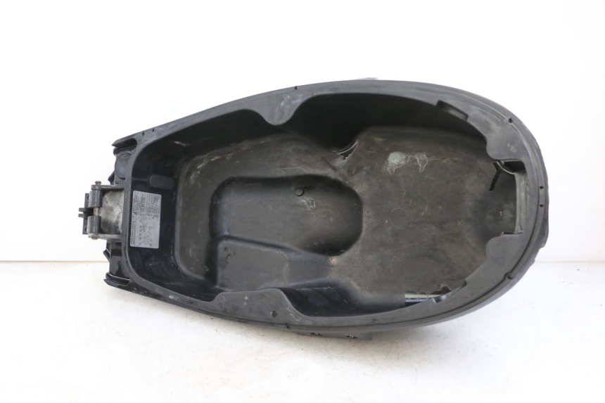 photo de COFFRE SELLE RENAULT KOURANOS 125 (2001 - 2004)