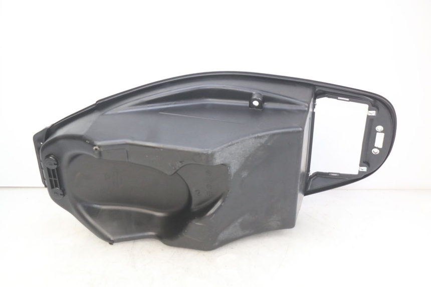 photo de COFFRE SELLE KYMCO AGILITY 16+ 4T 50 (2018 - 2023)