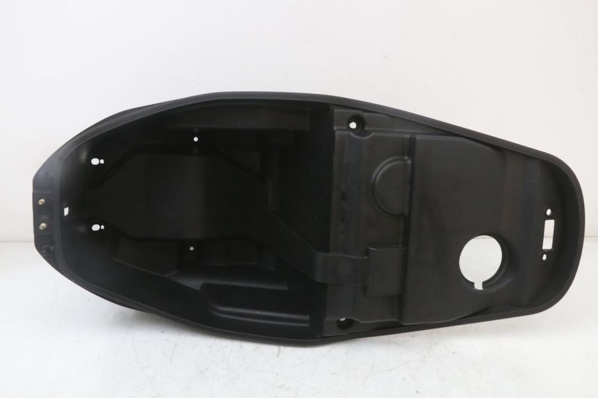 photo de COFFRE SELLE KYMCO SUPER 8 4T 50 (2018 - 2020)