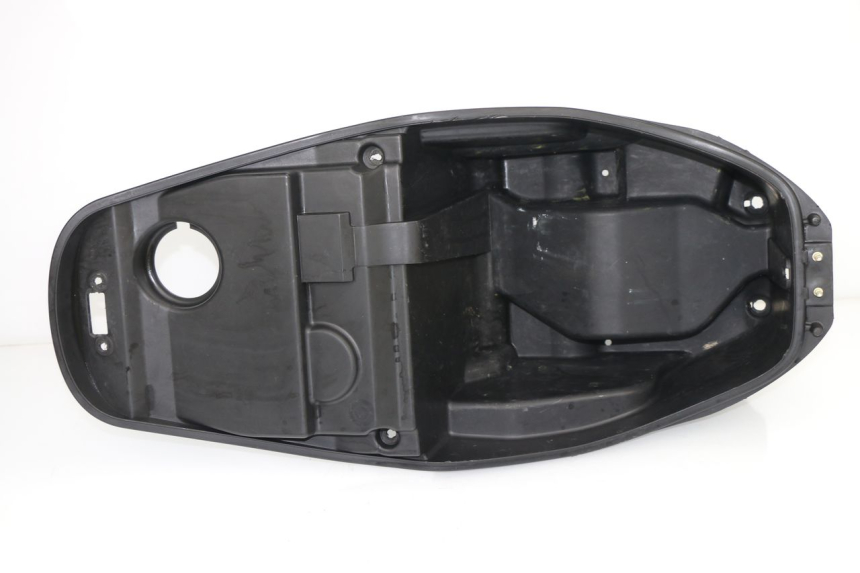 photo de COFFRE SELLE KYMCO SUPER 8 4T 50 (2018 - 2020)