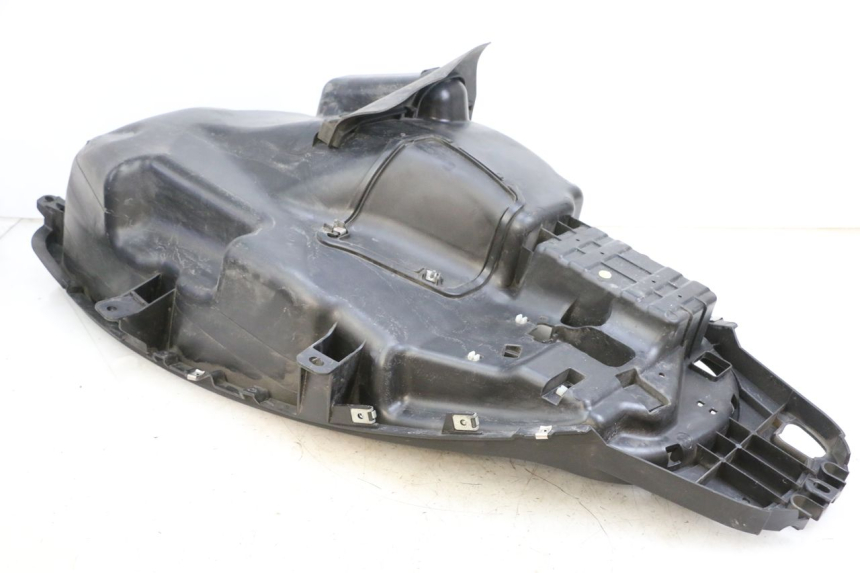 photo de COFFRE SELLE PIAGGIO MP3 HPE 350 (2018 - 2020) - Autre angle de vue