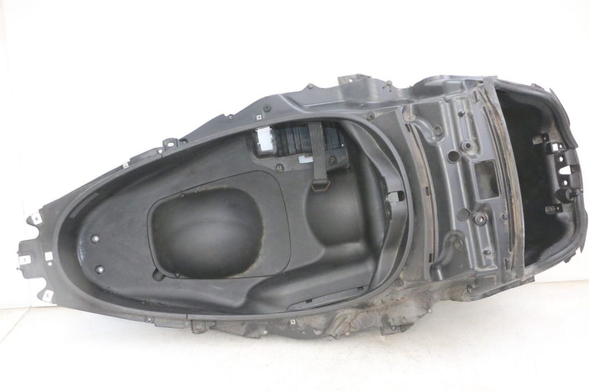 photo de COFFRE SELLE PIAGGIO MP3 LT 300 (2010 - 2016)