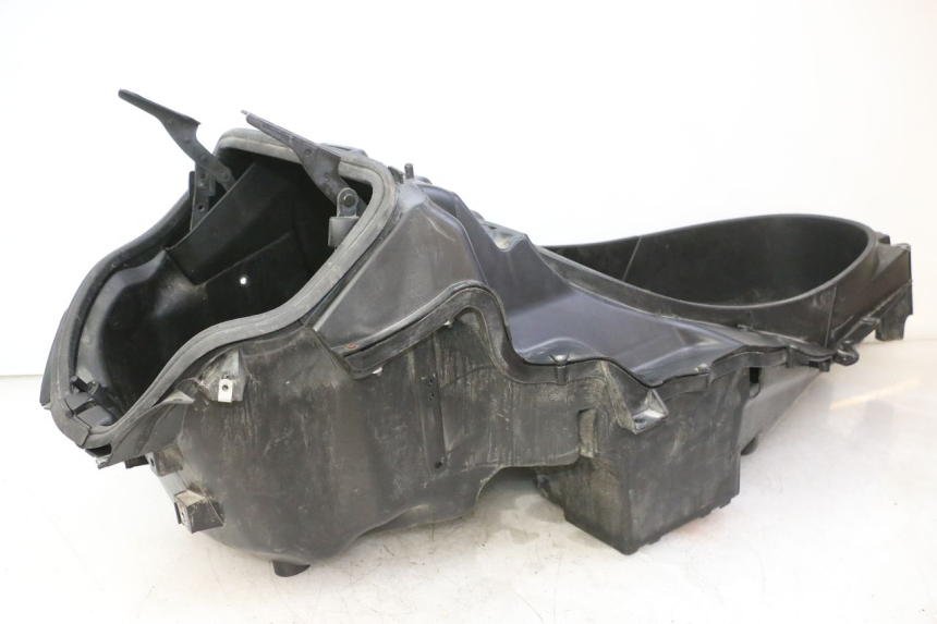 photo de COFFRE SELLE PIAGGIO MP3 RL 250 (2007 - 2010)