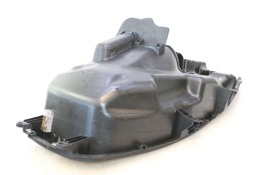 photo de COFFRE SELLE PIAGGIO MP3 500 (2016 - 2018) - Autre angle de vue