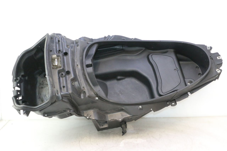 photo de COFFRE SELLE PIAGGIO MP3 500 (2011 - 2015) - Vue principale