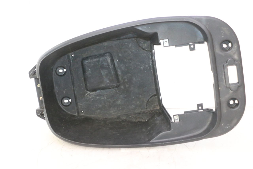 photo de COFFRE SELLE KYMCO LIKE 4T 50 (2019 - 2025) - Vue principale