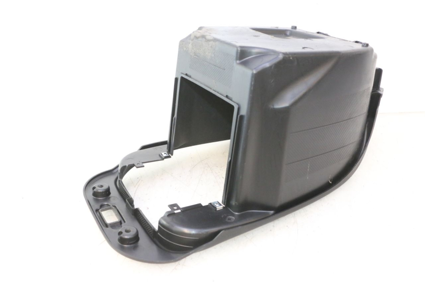 photo de COFFRE SELLE KYMCO LIKE 4T 50 (2019 - 2025) - Détail de la pièce