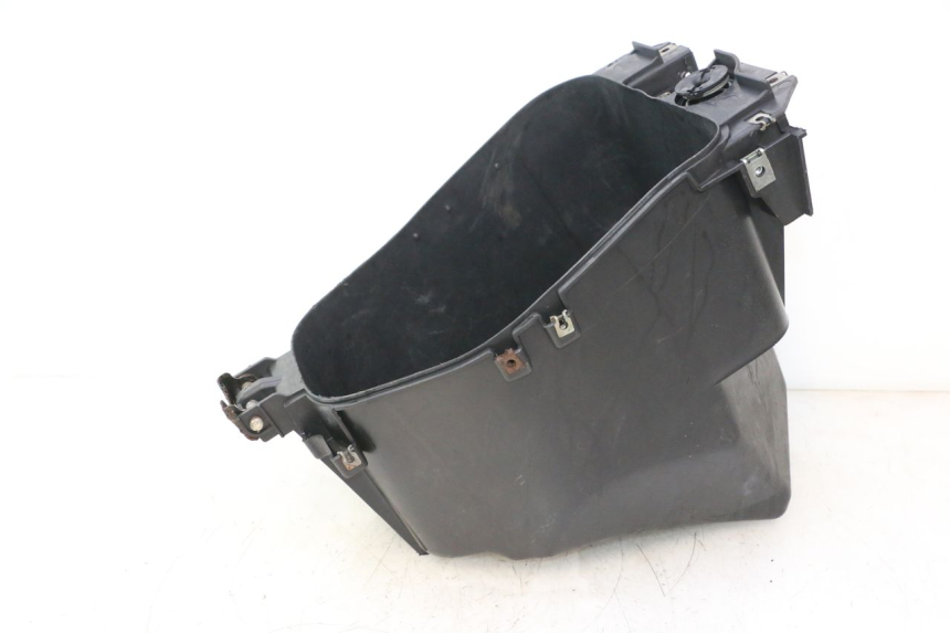 photo de COFFRE SELLE MBK NITRO 50 (2004 - 2008) - Focus structure