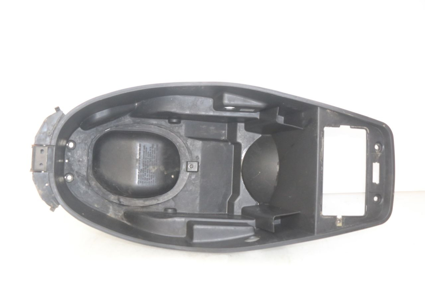 photo de COFFRE SELLE KYMCO PEOPLE 250 (2004 - 2008) - Vue principale