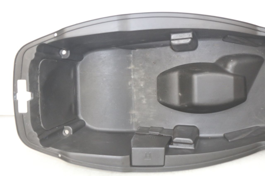 photo de COFFRE SELLE PEUGEOT CITYSTAR 125 (2011 - 2017)