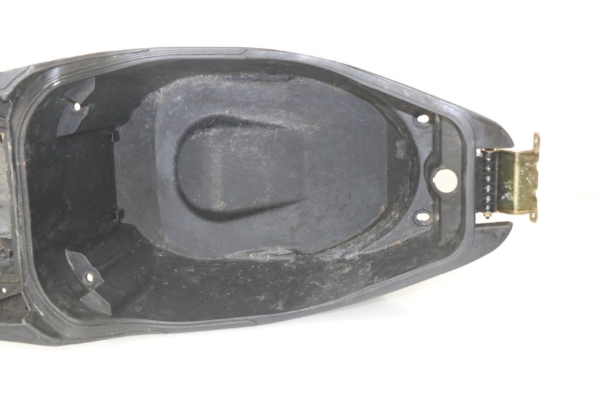 photo de COFFRE SELLE PEUGEOT SPEEDFIGHT 3 AIR 50 (2009 - 2015)