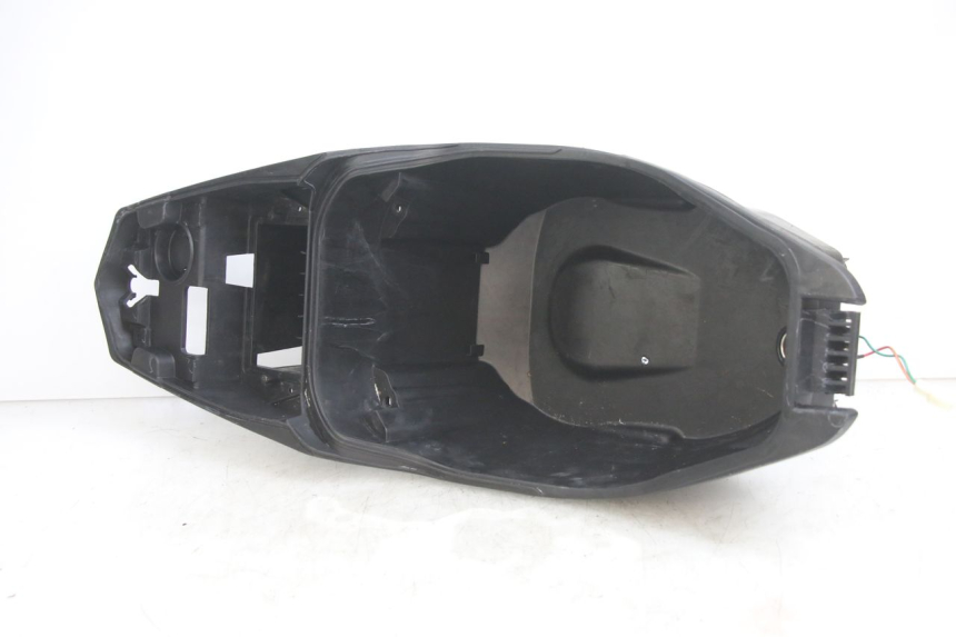 photo de COFFRE SELLE PEUGEOT SPEEDFIGHT 4 4T 50 (2015 - 2019)