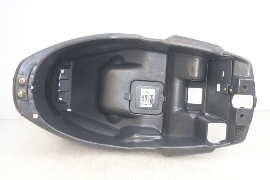 photo de COFFRE SELLE PEUGEOT SV 125 (1991 - 1994)