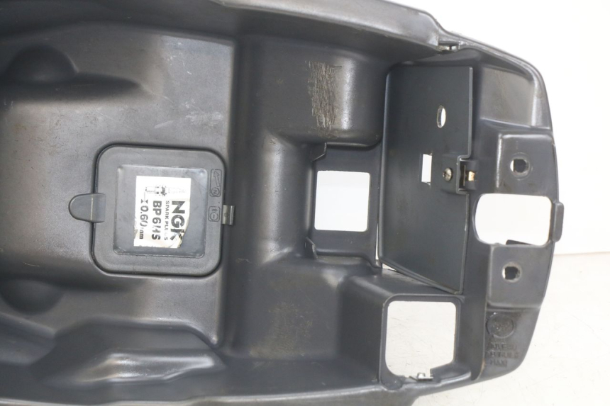 photo de COFFRE SELLE PEUGEOT SV 125 (1991 - 1994)