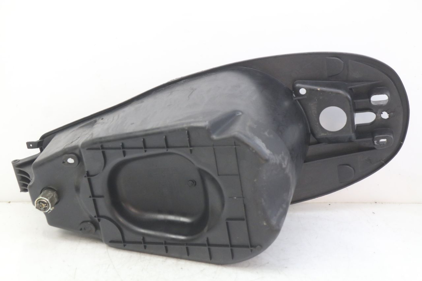 photo de COFFRE SELLE PEUGEOT VIVACITY 125 (2010 - 2017)