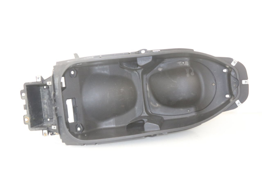 photo de COFFRE SELLE PIAGGIO BEVERLY 125 (2001 - 2004)