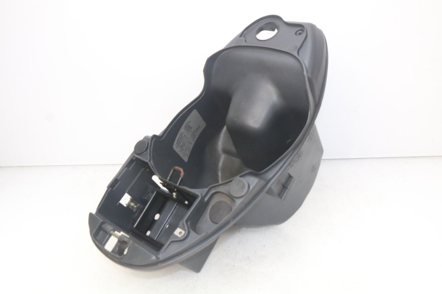 photo de COFFRE SELLE PIAGGIO LIBERTY 4T 50 (2004 - 2008)