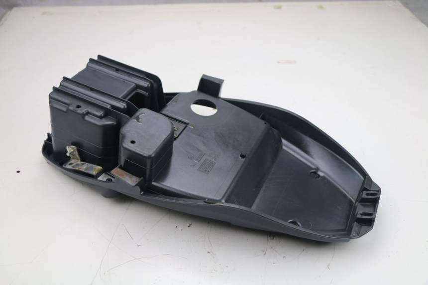 photo de COFFRE SELLE PIAGGIO LIBERTY 4T 50 (2009 - 2015)