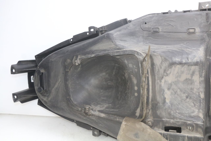 photo de COFFRE SELLE PIAGGIO MP3 LT 300 (2010 - 2016)