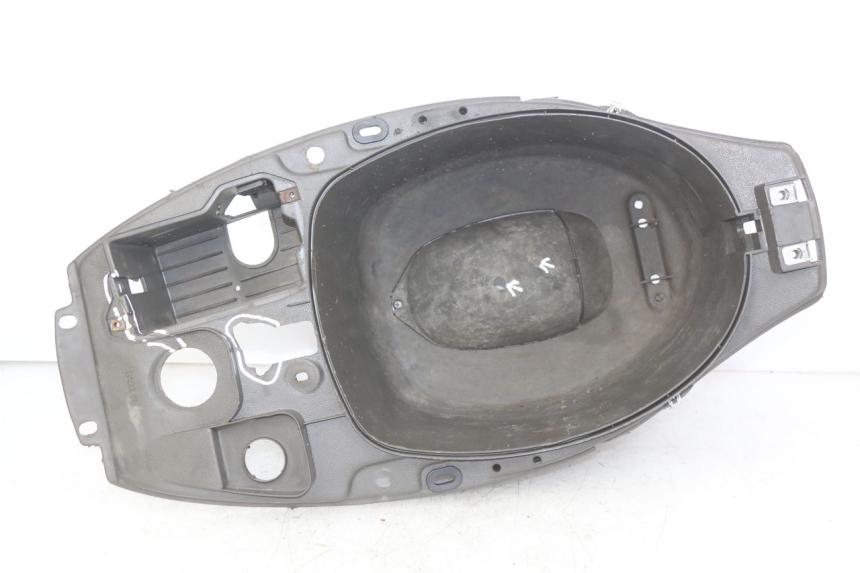 photo de COFFRE SELLE PIAGGIO TYPHOON 50 (1993 - 1999)