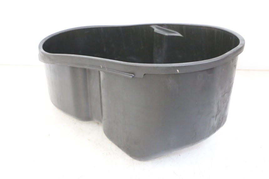 photo de COFFRE SELLE PIAGGIO VESPA GRANTURISMO 200 (2004 - 2005)