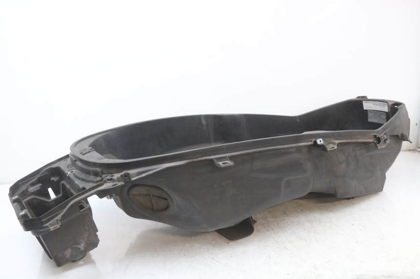 photo de COFFRE SELLE PIAGGIO X10 125 (2012 - 2017)
