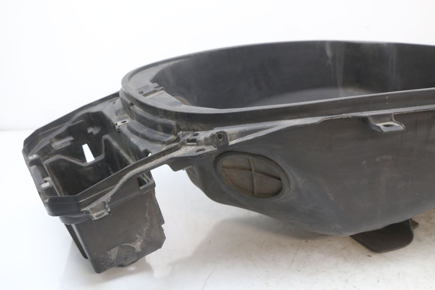 photo de COFFRE SELLE PIAGGIO X10 125 (2012 - 2017)